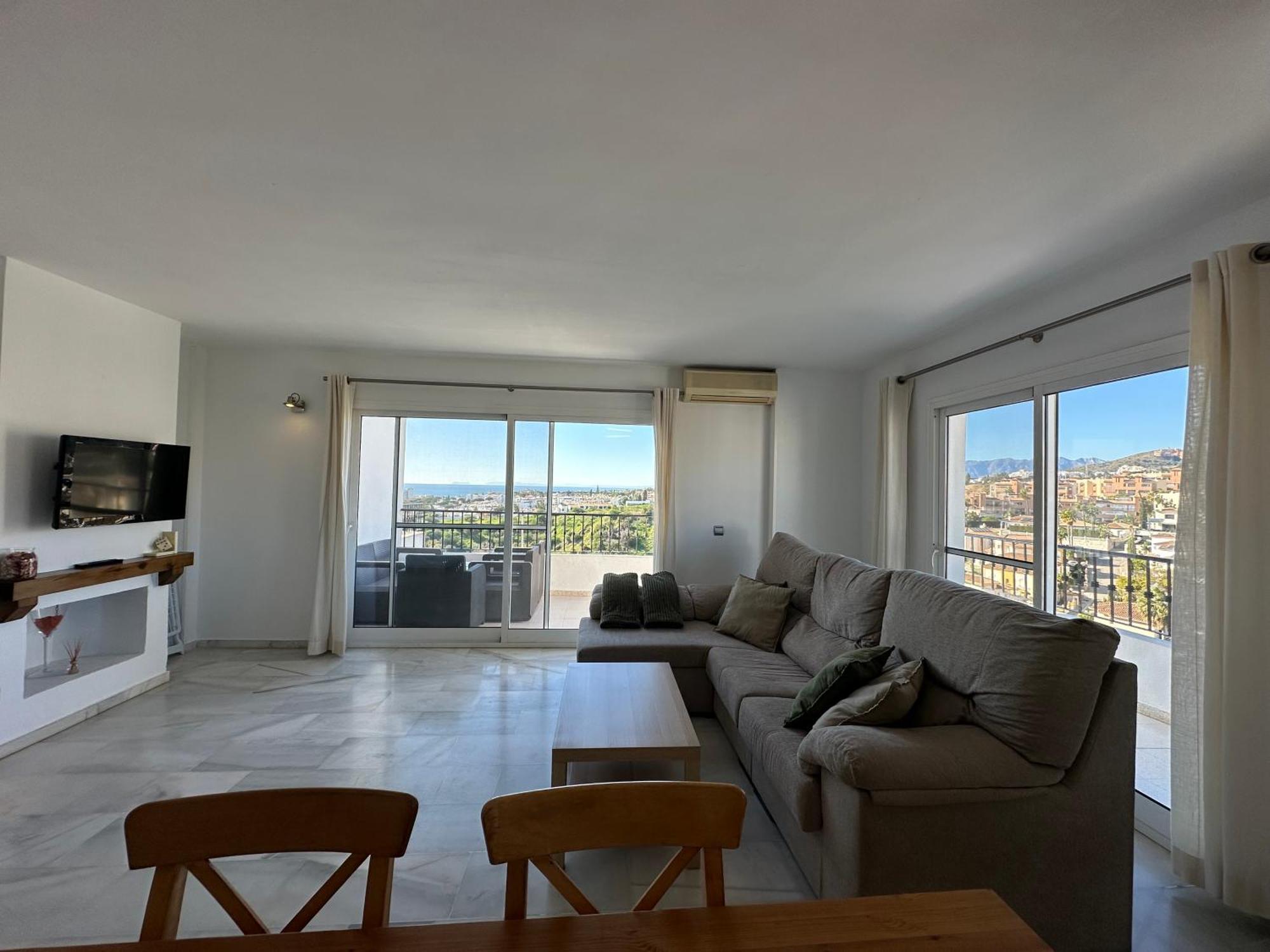 Luminoso Atico Duplex Con Vistas Al Mar Appartement Málaga